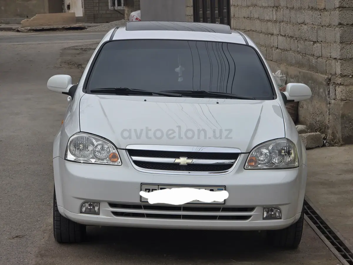 Chevrolet Lacetti,  3 позиция