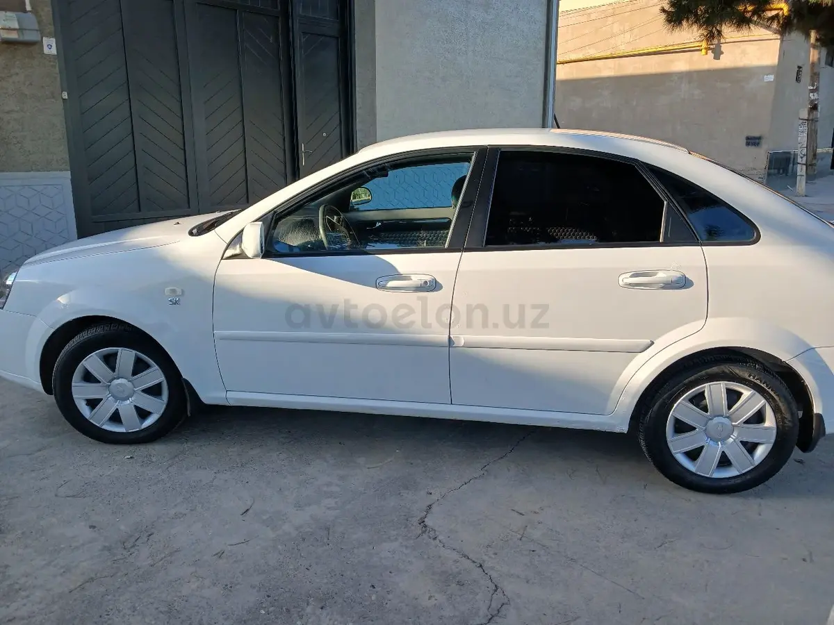 Chevrolet Lacetti,  2 позиция