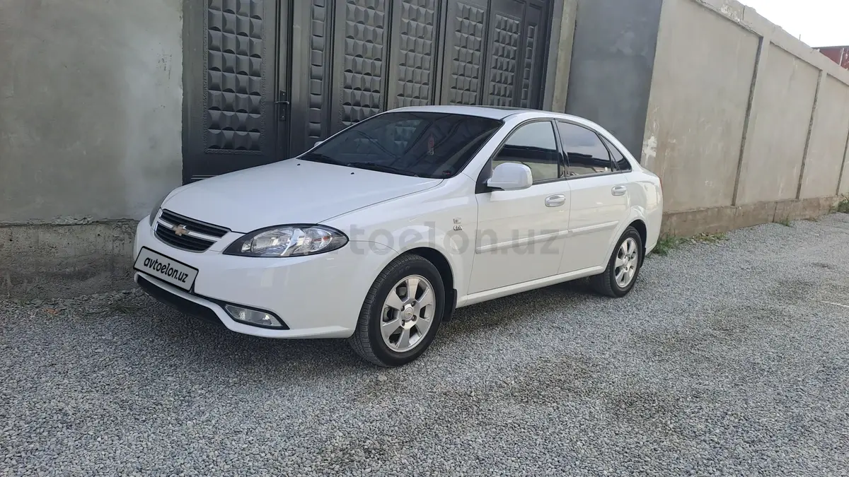 Chevrolet Gentra,  3 позиция