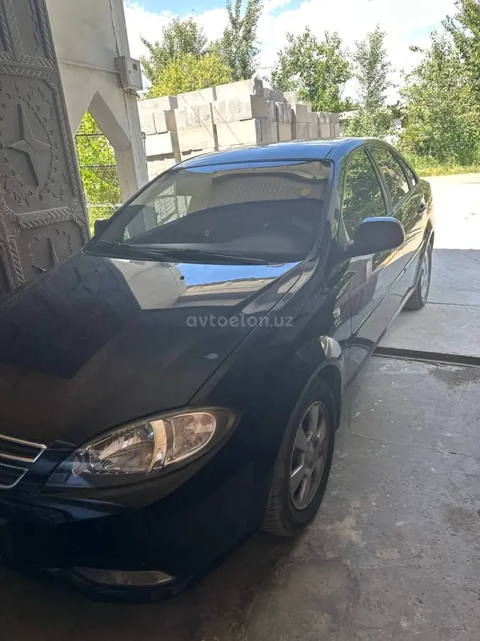 Chevrolet Gentra,  3 позиция