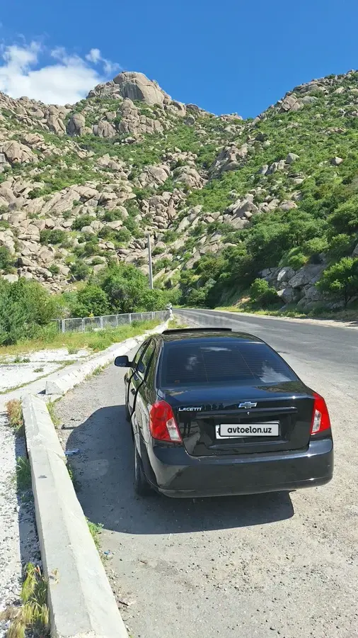 Chevrolet Gentra,  3 позиция