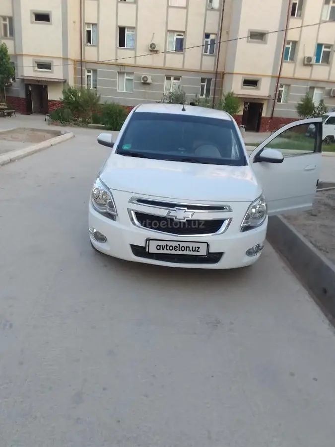 Chevrolet Cobalt,  2 позиция