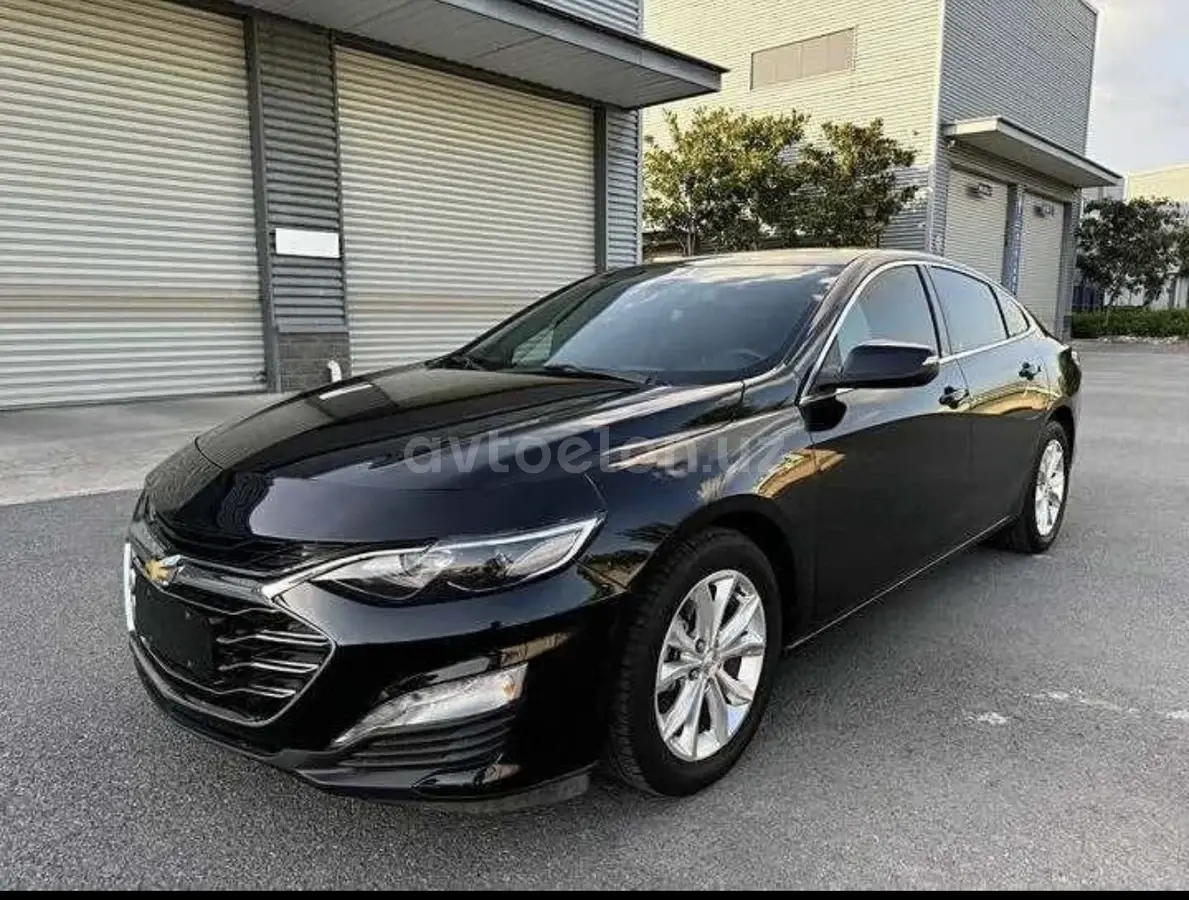 Chevrolet Malibu 2