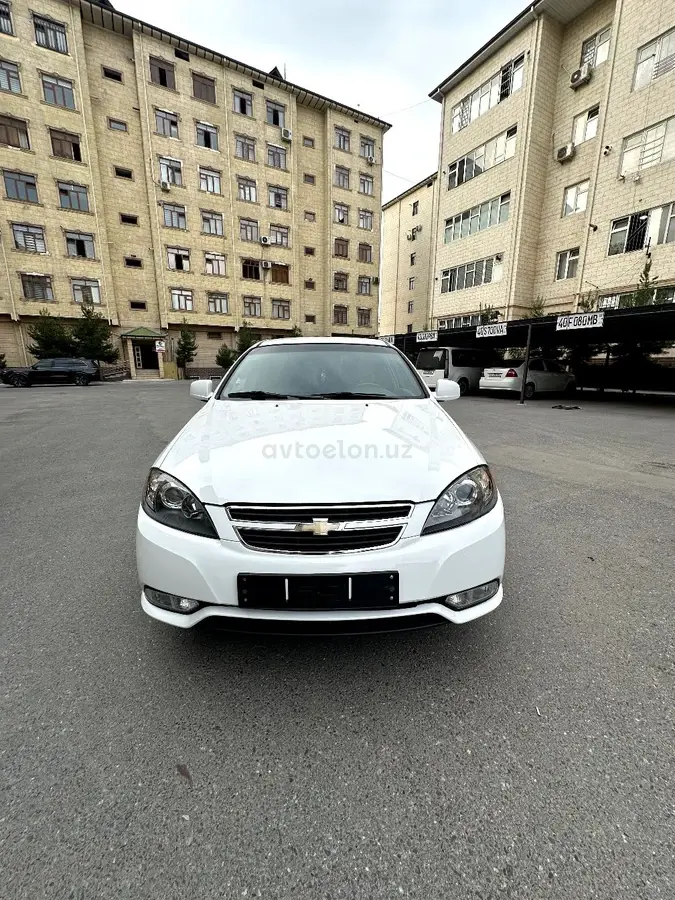 Chevrolet Gentra,  2 позиция