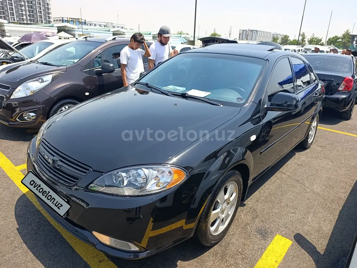 Chevrolet Gentra,  3 позиция