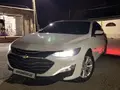 Белый Chevrolet Malibu 2 2019 года, КПП Автомат, в Бухарский район за 17 650 y.e. id7392777