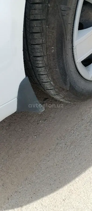 Chevrolet Gentra,  2 позиция