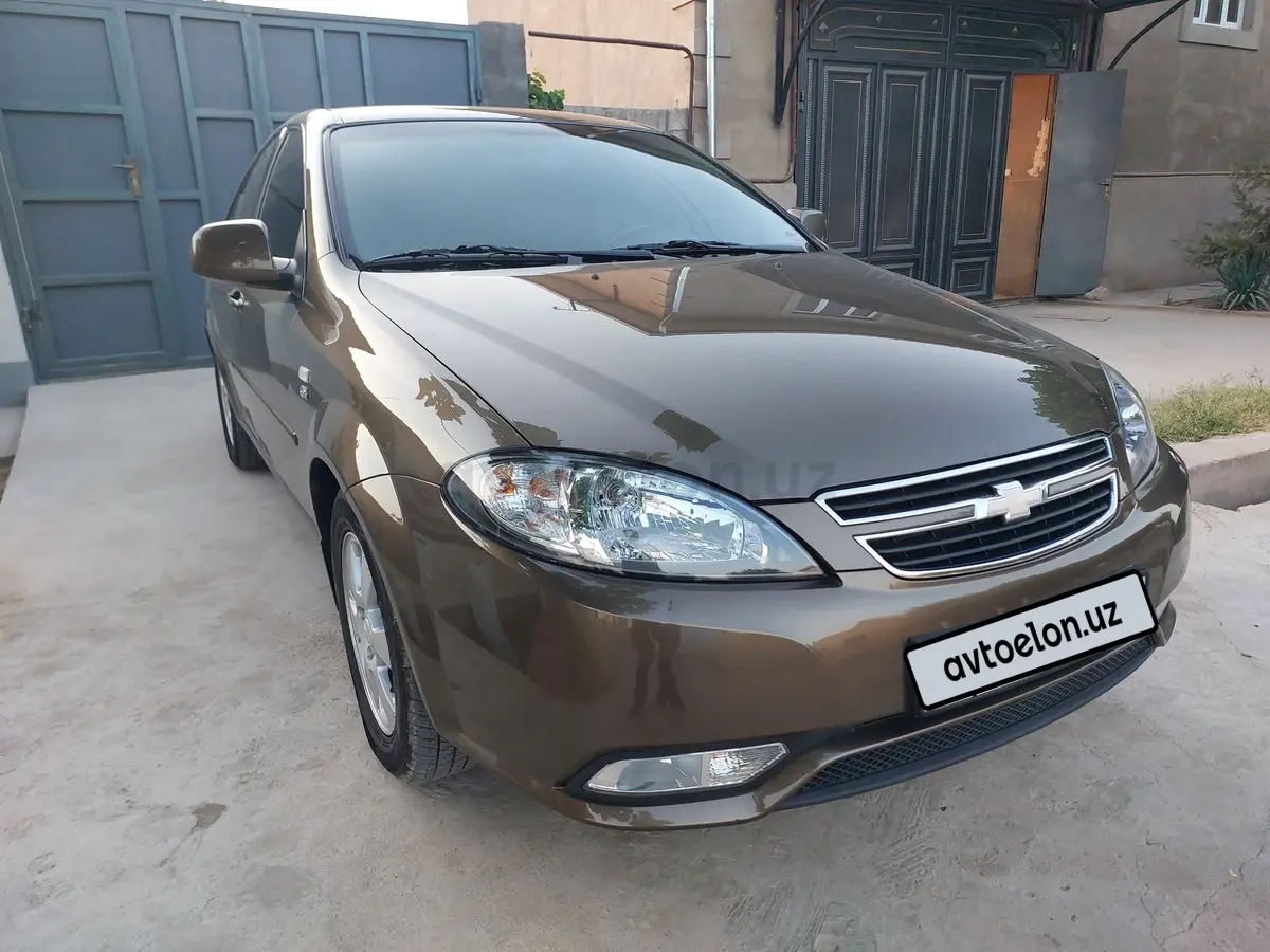 Chevrolet Gentra,  3 позиция