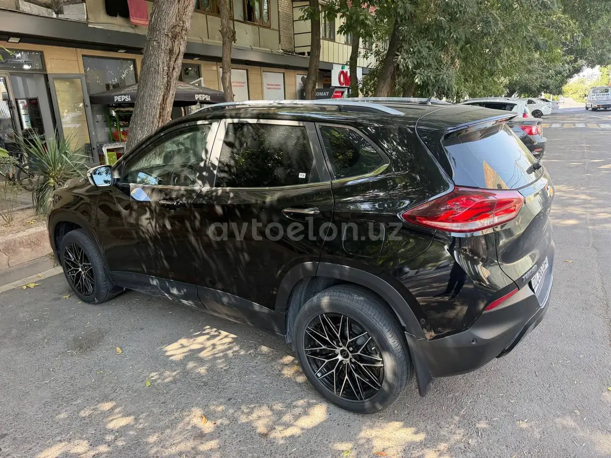 Chevrolet Tracker 2