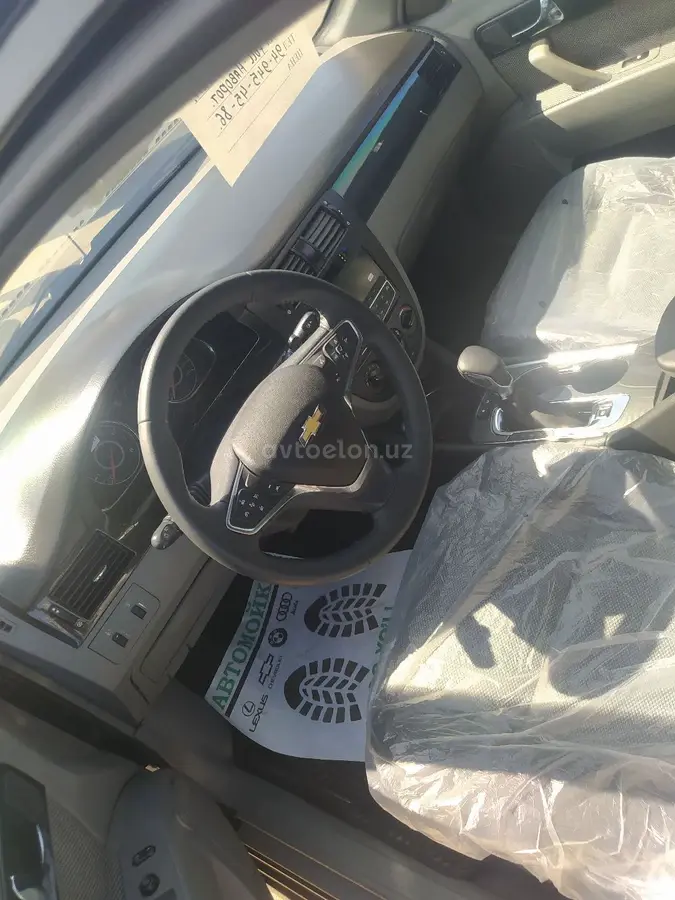 Chevrolet Gentra,  3 позиция