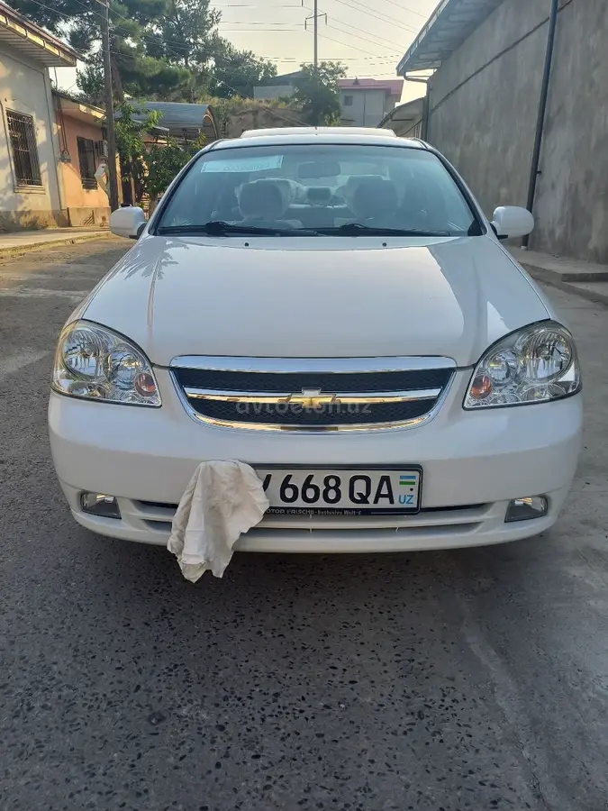Chevrolet Lacetti,  3 позиция