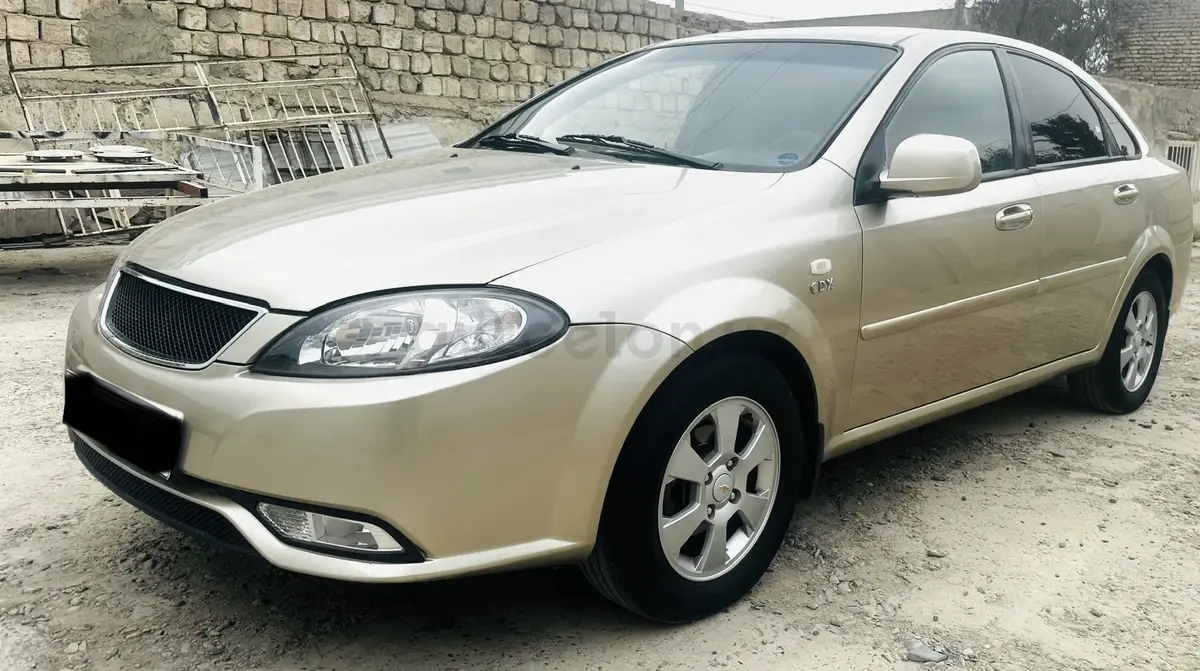 Chevrolet Gentra,  3 позиция
