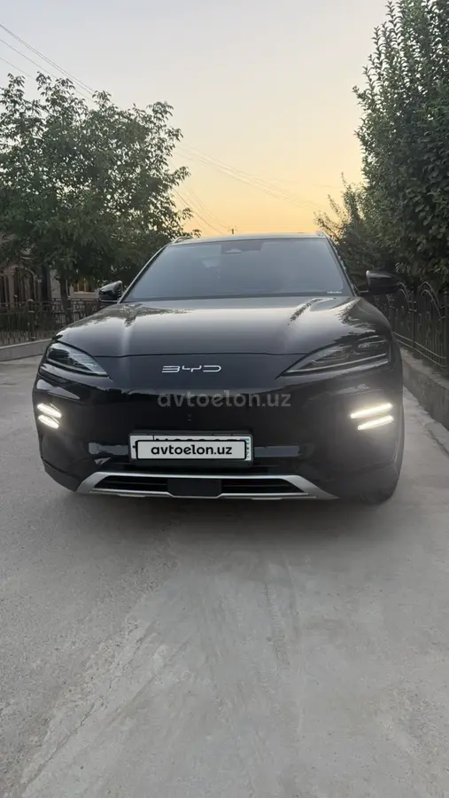BYD Song Plus EV Champion