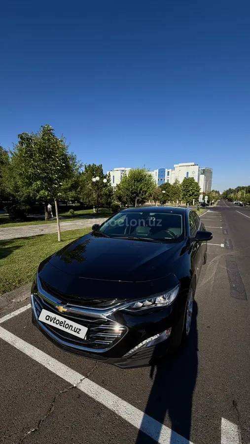 Chevrolet Malibu 2