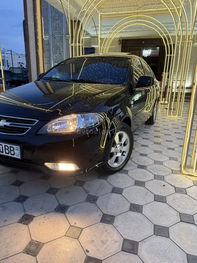 Chevrolet Gentra,  3 позиция