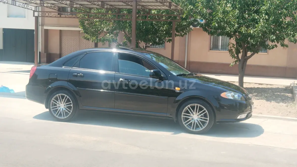 Chevrolet Gentra,  3 позиция