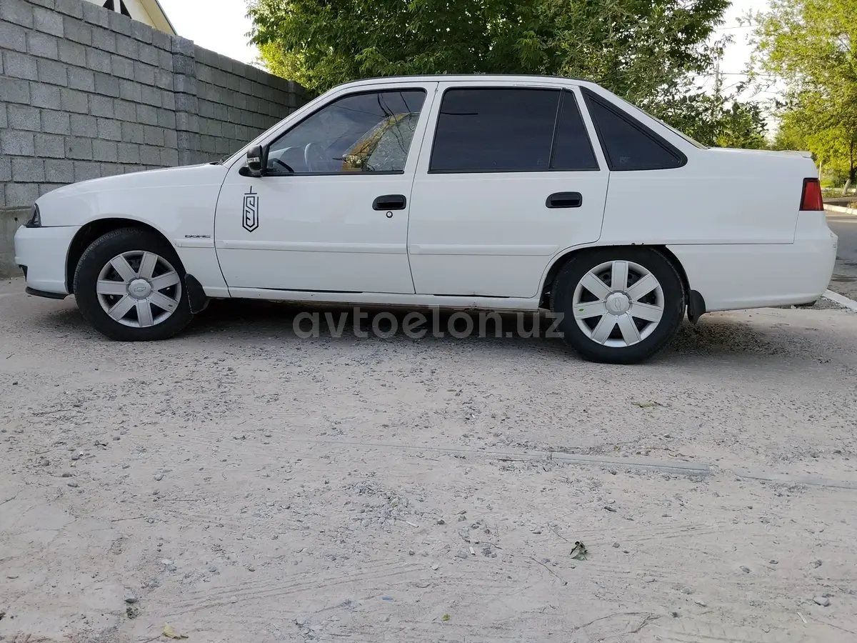 Chevrolet Nexia 2,  3 позиция DOHC