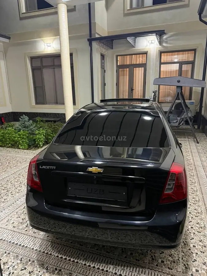 Chevrolet Gentra,  3 позиция