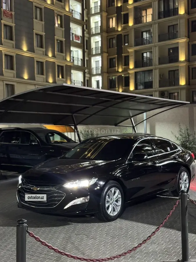 Chevrolet Malibu 2