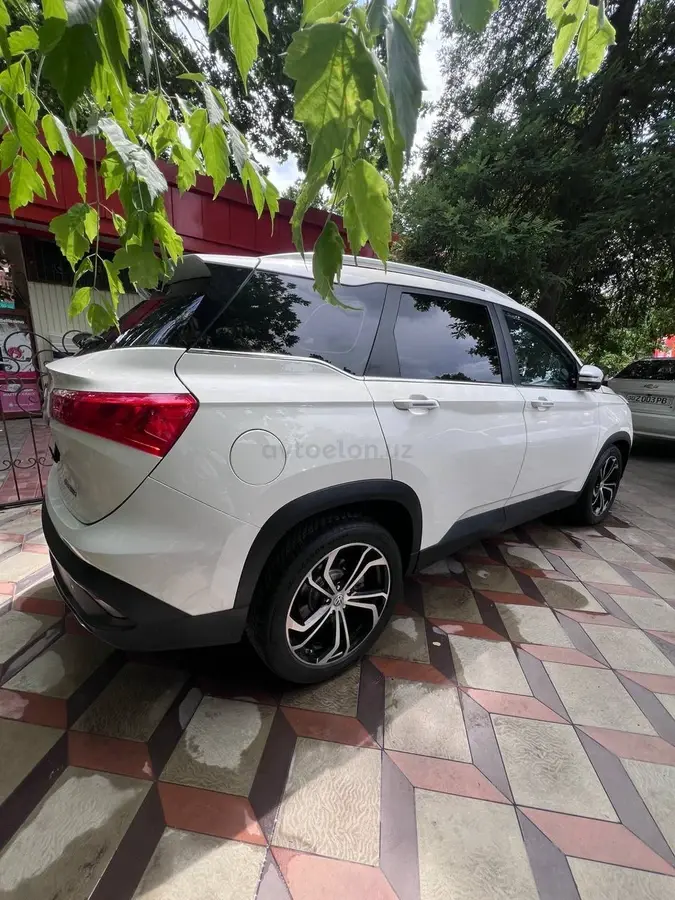 Chevrolet Captiva,  5 позиция