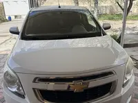 Белый Chevrolet Cobalt, 3 позиция 2015 года, КПП Механика, в Самарканд за 8 000 y.e. id7124221