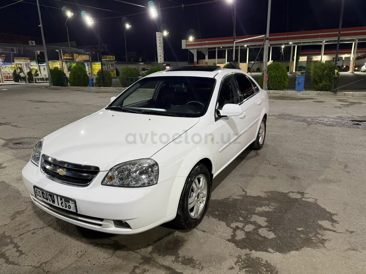 Chevrolet Lacetti,  3 позиция
