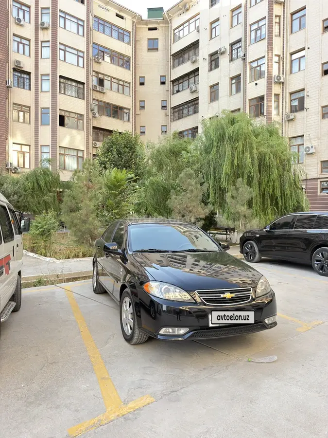 Chevrolet Gentra,  3 позиция