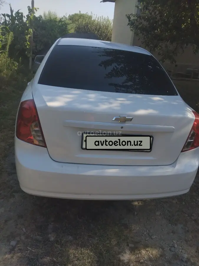 Chevrolet Gentra,  3 позиция
