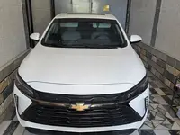 Белый Chevrolet Monza 2023 года, КПП Автомат, в Денау за 14 900 y.e. id7363546