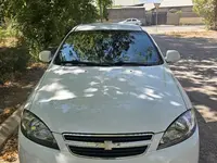 Chevrolet Gentra, 3 позиция 2023 года, КПП Автомат, в Алмалык за 10 800 y.e. id7471022