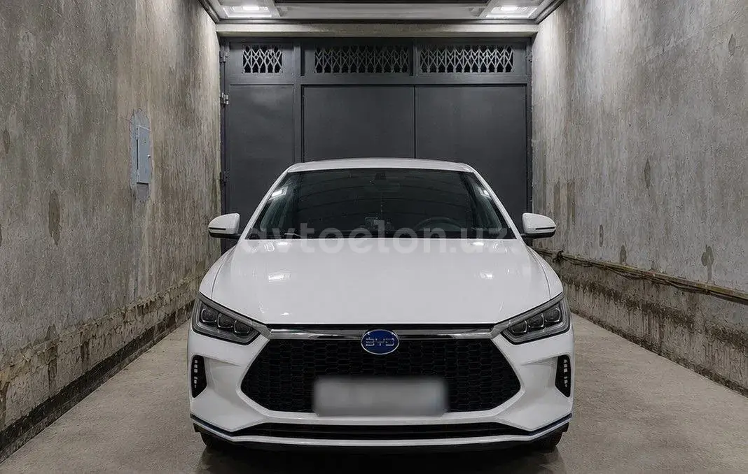 BYD e3