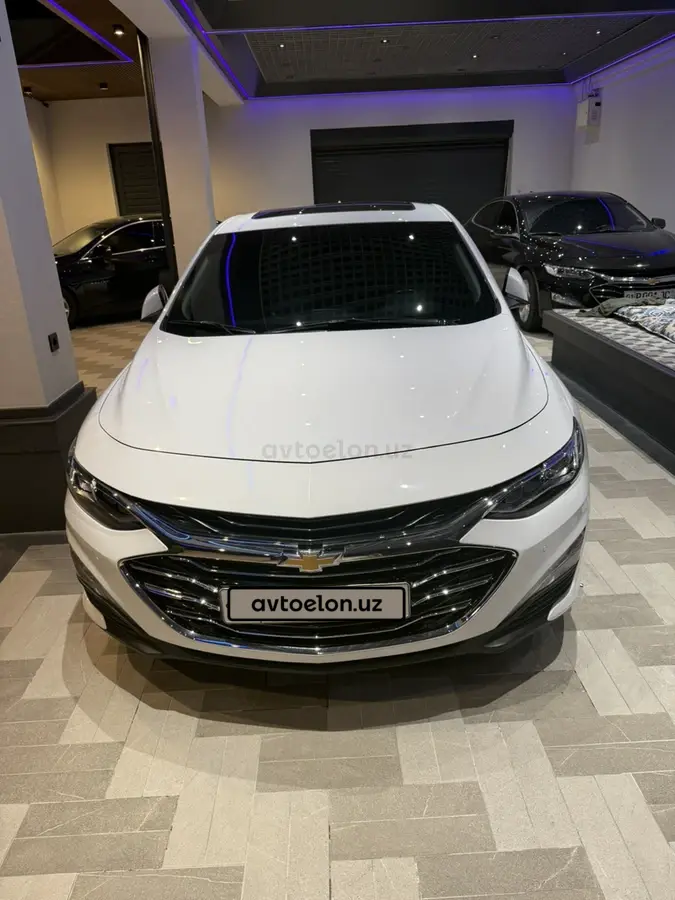 Chevrolet Malibu 2