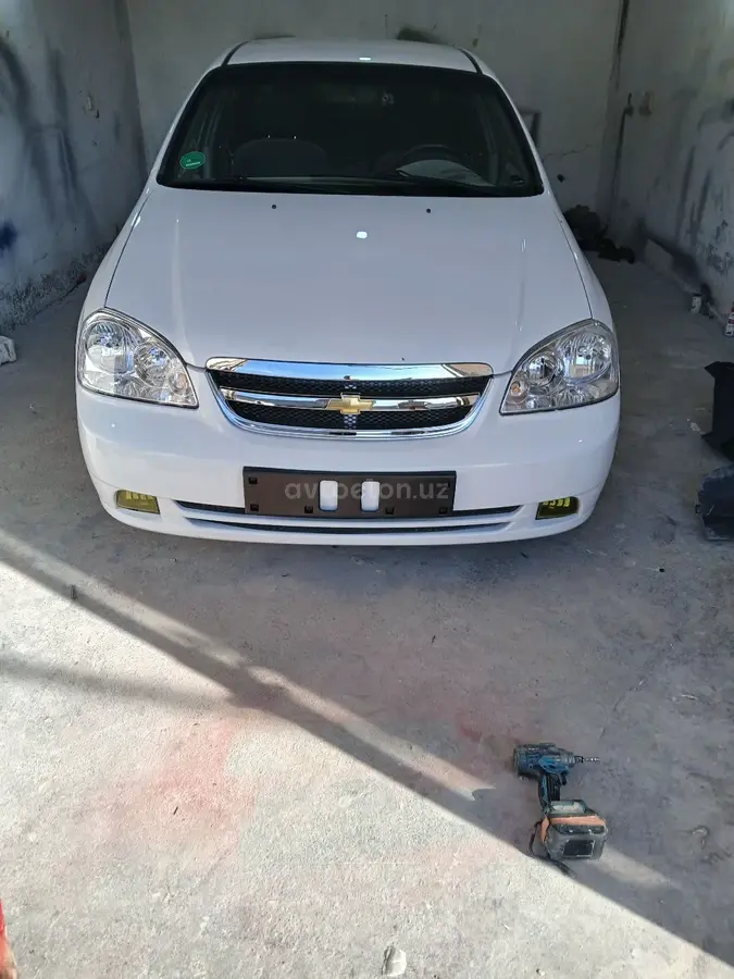 Chevrolet Lacetti,  2 позиция