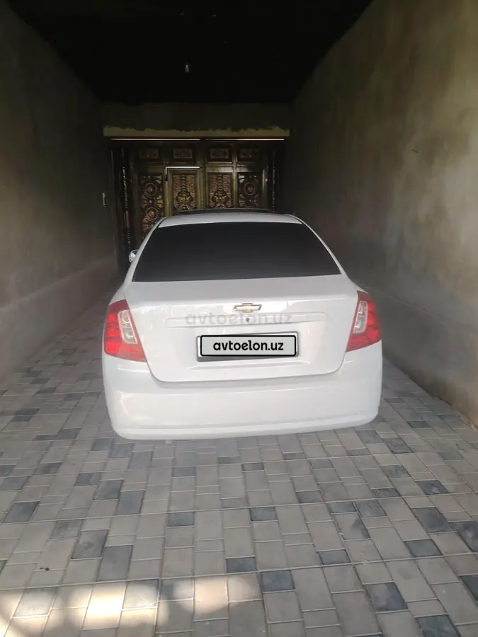 Chevrolet Gentra,  3 позиция