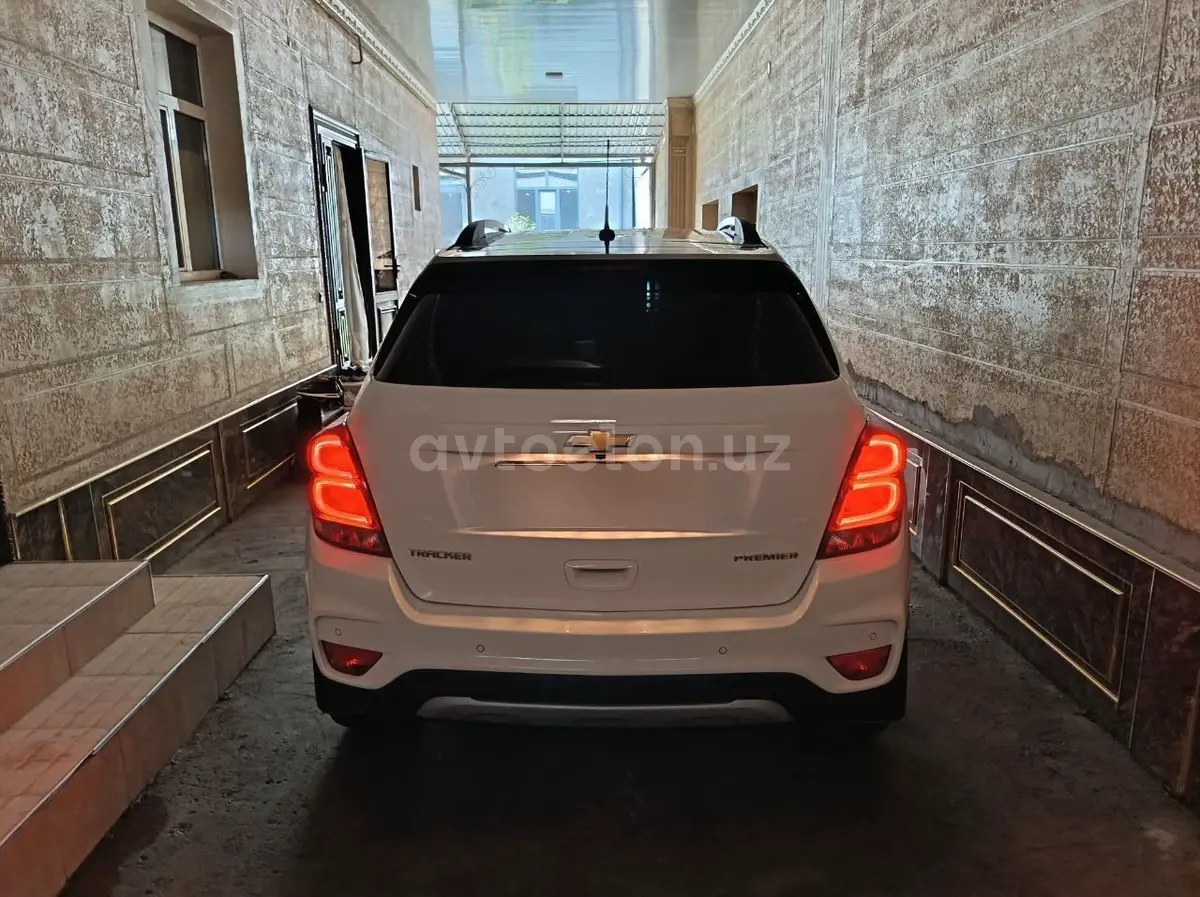 Chevrolet Tracker,  3 позиция