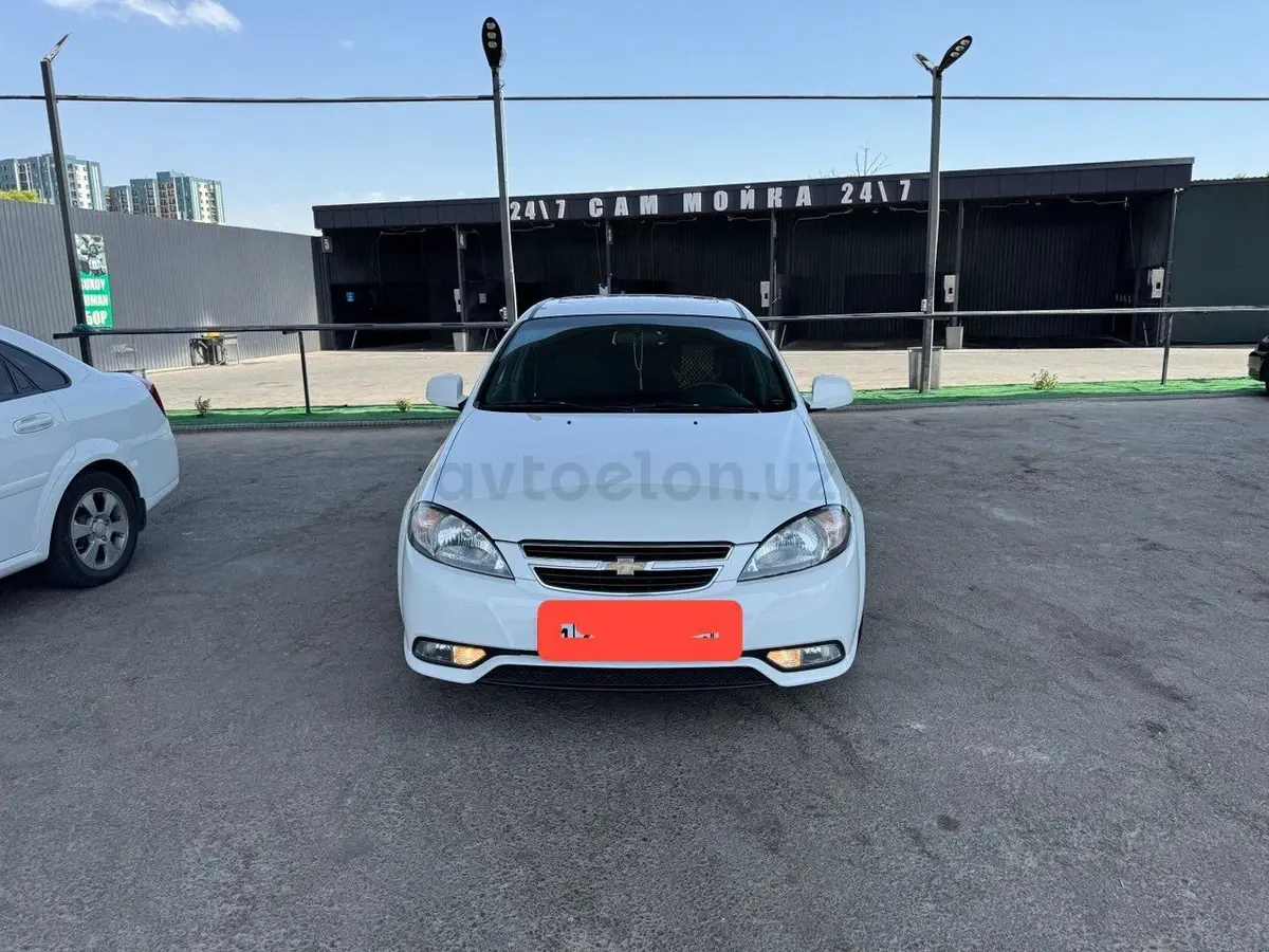 Chevrolet Gentra,  3 позиция