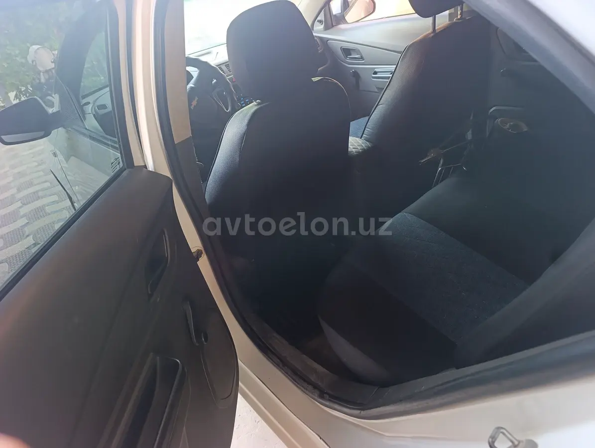 Chevrolet Cobalt,  1 позиция