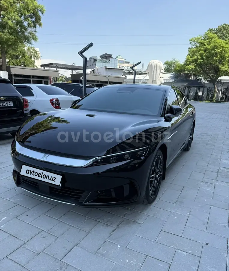 BYD Han EV