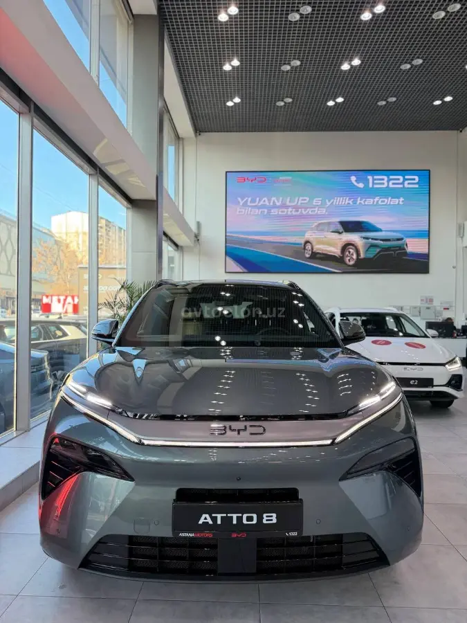 BYD Atto 8