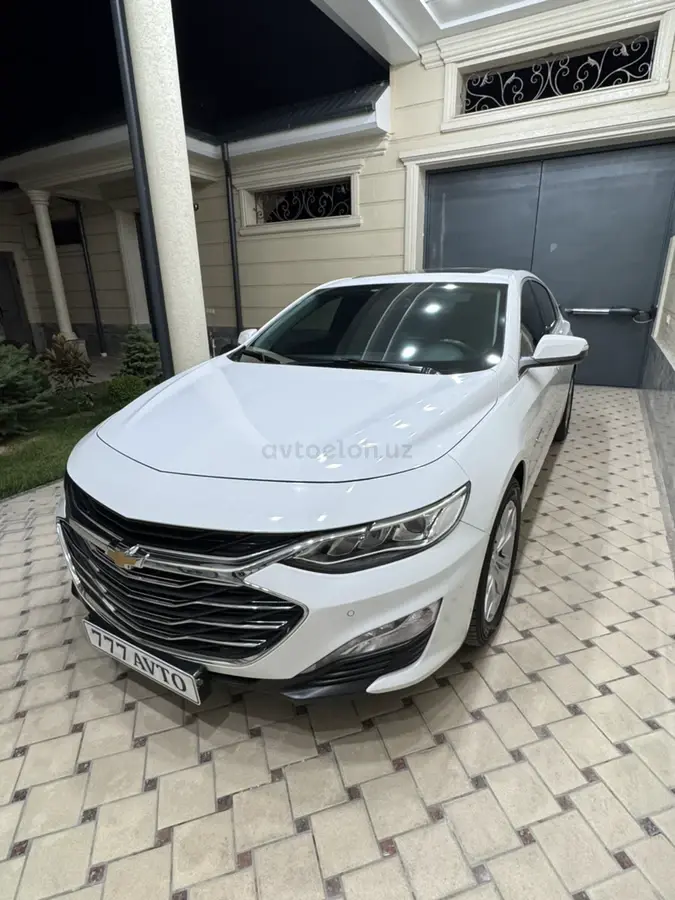 Chevrolet Malibu 2