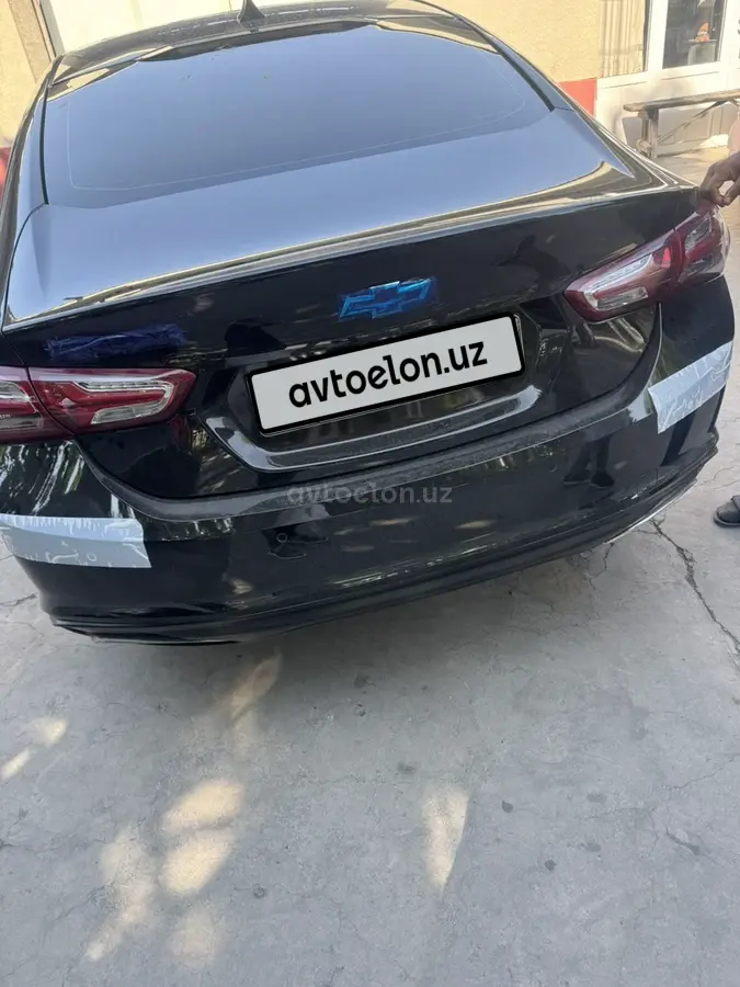Chevrolet Malibu 2