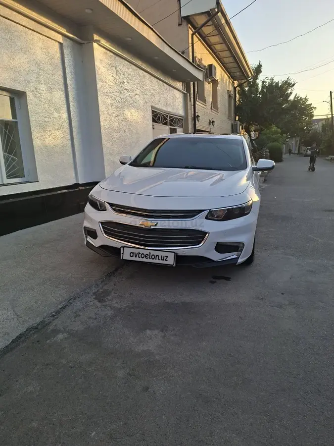 Chevrolet Malibu 2