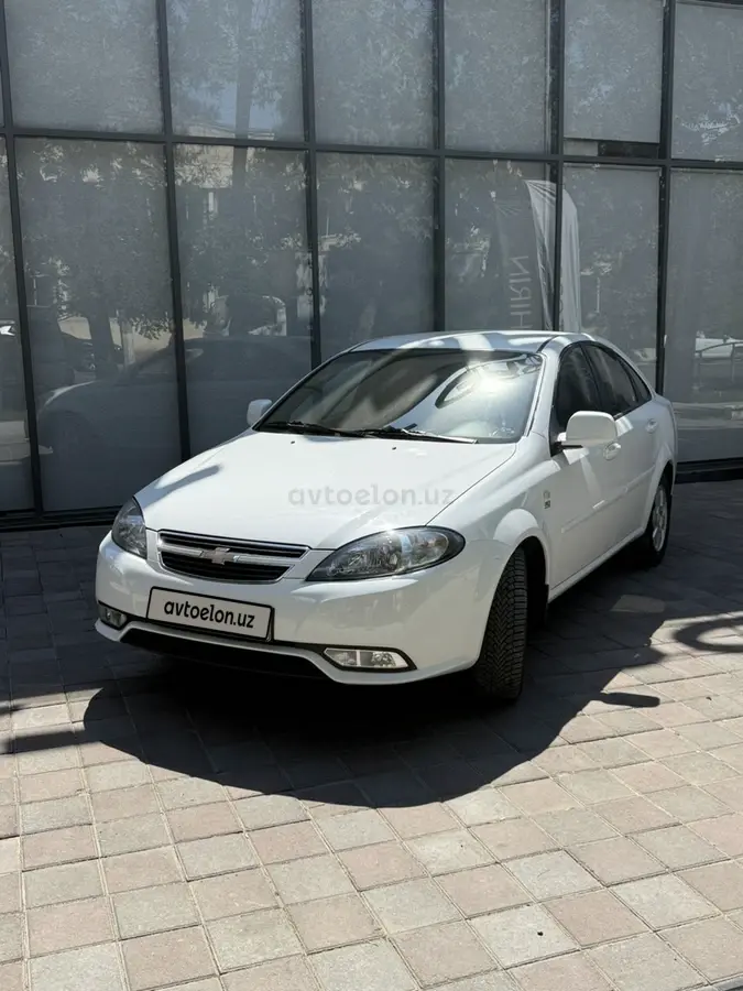 Chevrolet Gentra,  3 позиция