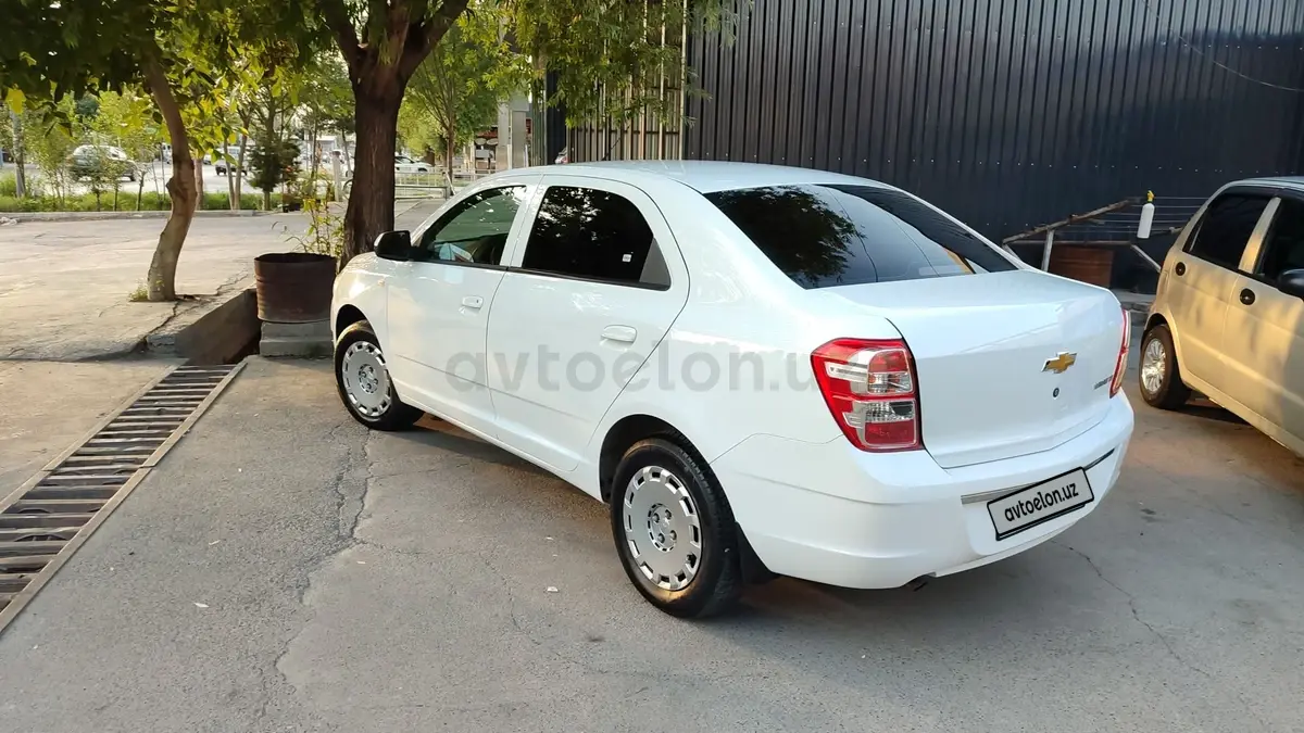 Chevrolet Cobalt,  2 позиция