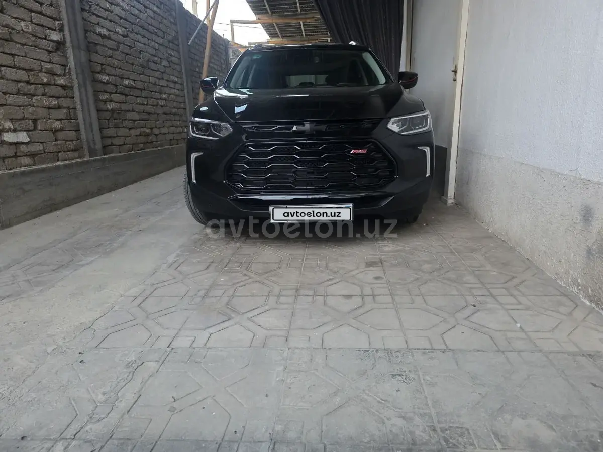 Chevrolet Tracker 2