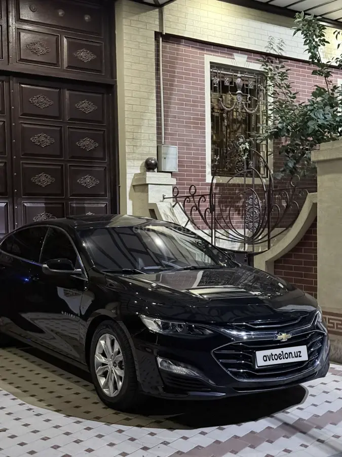 Chevrolet Malibu 2