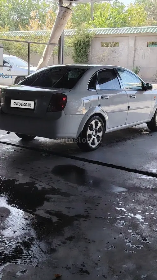 Chevrolet Lacetti,  3 позиция
