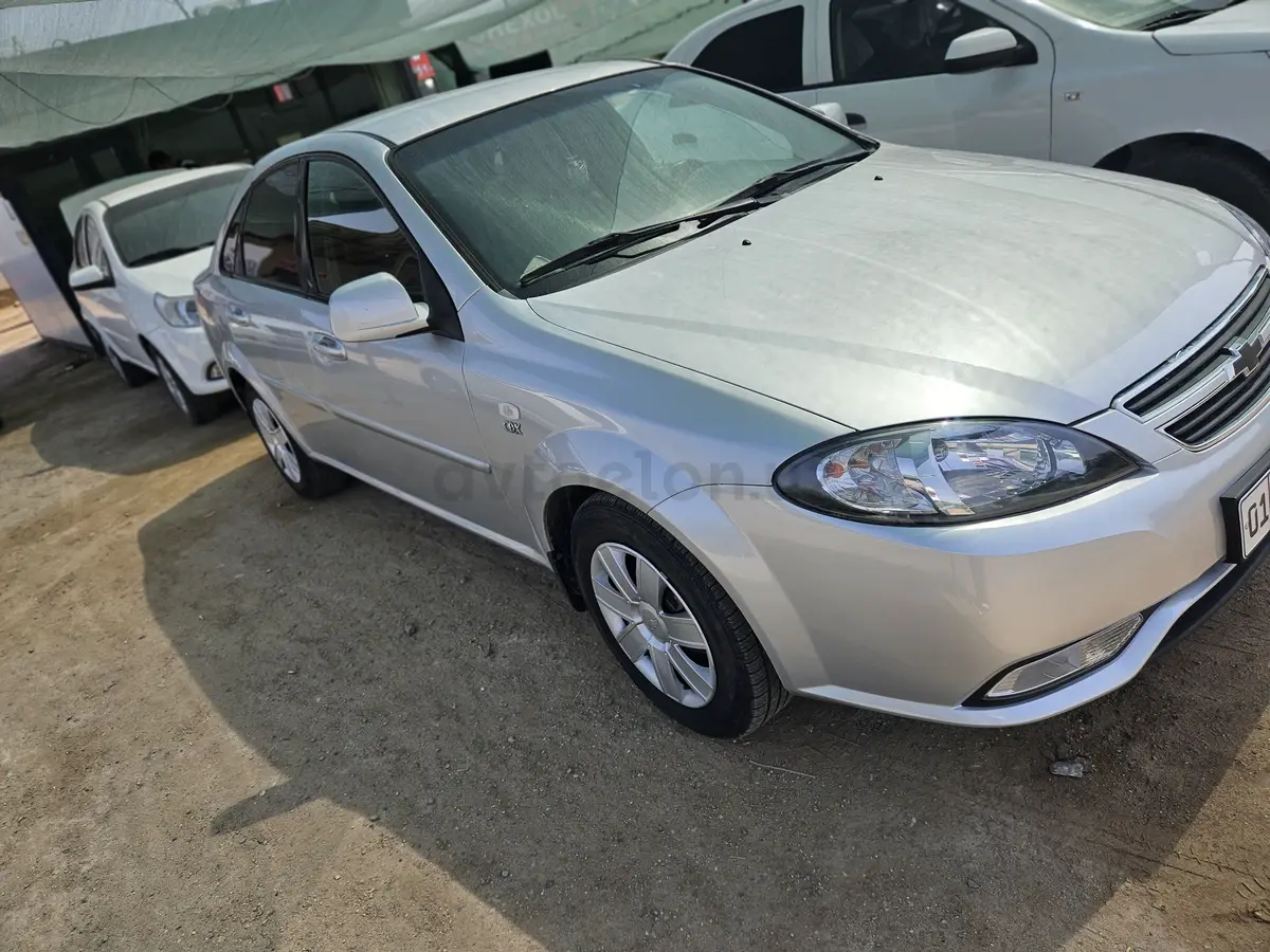 Chevrolet Gentra,  2 позиция