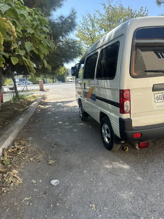 Chevrolet Damas
