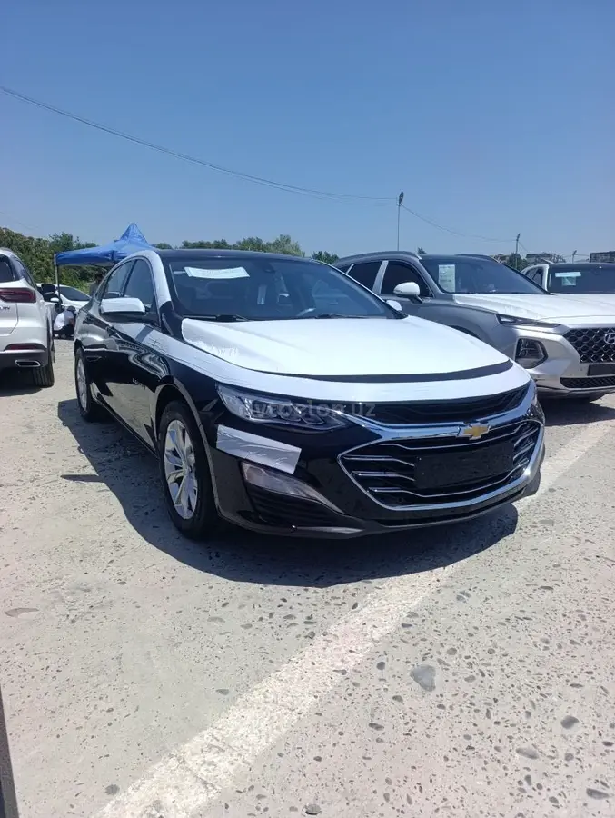 Chevrolet Malibu 2